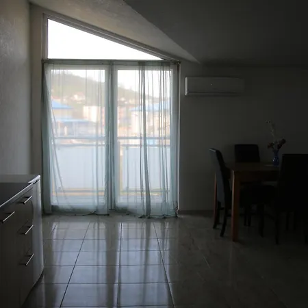 Leamax - Stan 10 Apartment Velika Kladusa